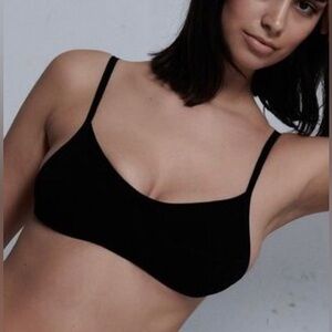 Nuudii Scoop Bra (Black)